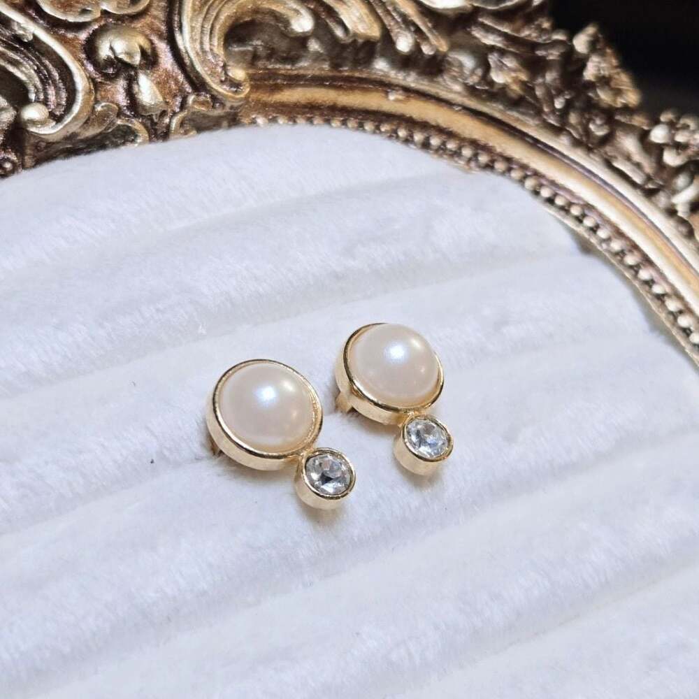 Vintage Avon Goldtone Faux Pearl Cabachon and Rhinestone Stud Earrings